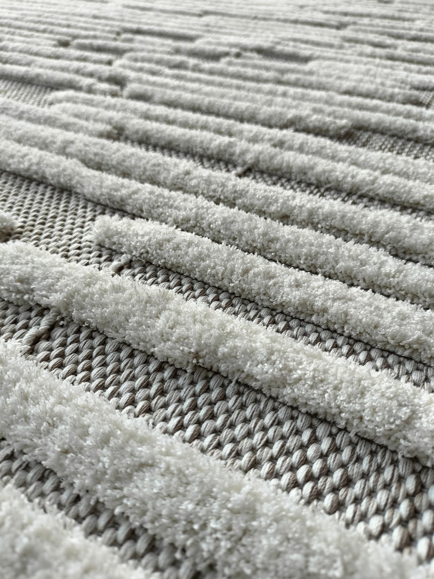 Alfombra Roma / 0023A  / White - Cream