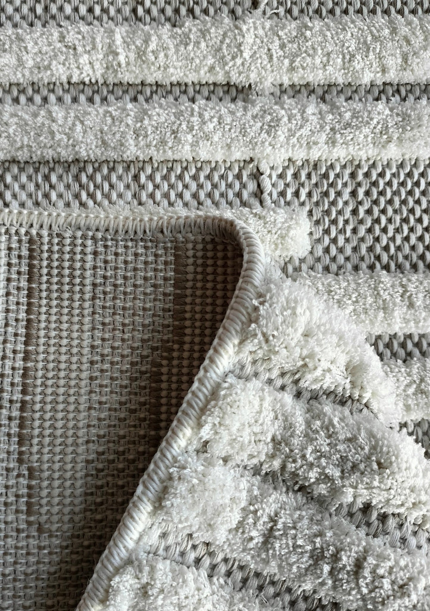 Alfombra Roma / 0023A  / White - Cream